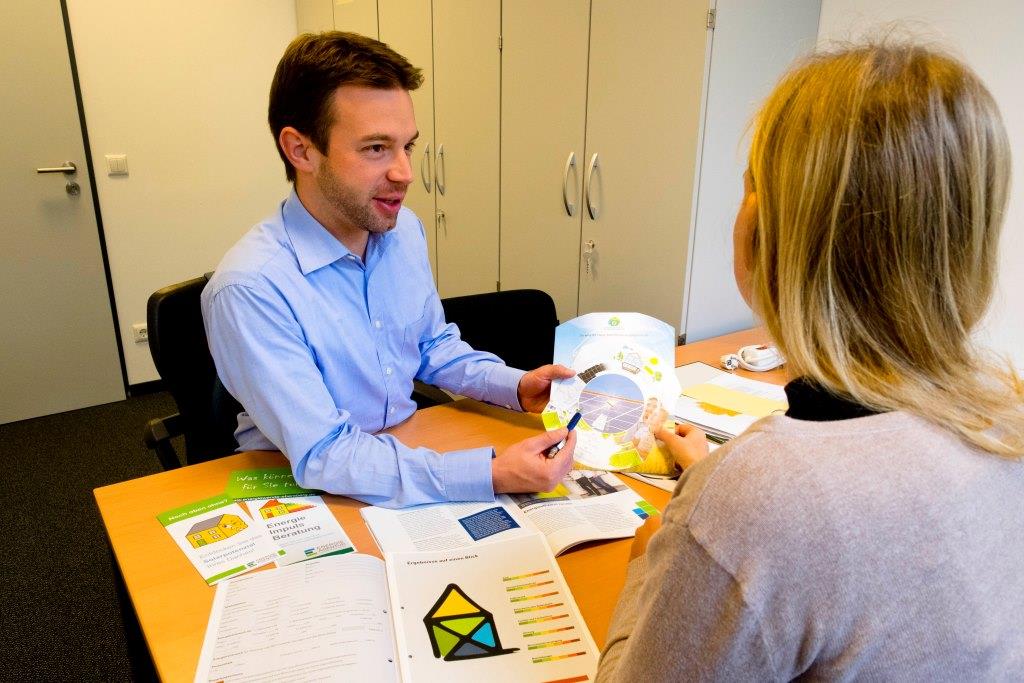 Philipp Rinne von der Energieberatung im Gespräch.
